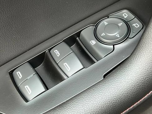Used 2023 Chevrolet Blazer RS w/ Driver Confidence II Package AWD/4WD image 18