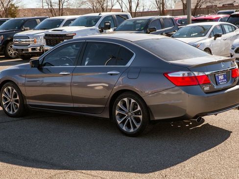 Used 2015 Honda Accord Sport image 7