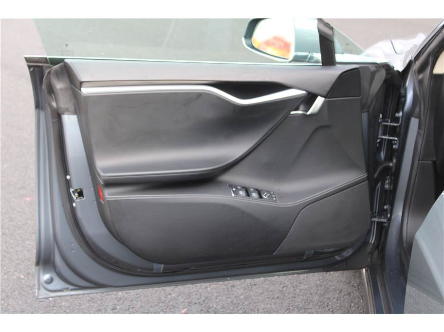 Used 2013 Tesla Model S RWD image 7