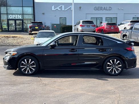 Used 2024 Honda Civic EX-L image 5