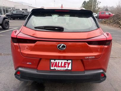 Used 2019 Lexus UX 200 w/ Accessory Package 2