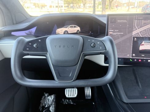 Used 2022 Tesla Model X Plaid image 80