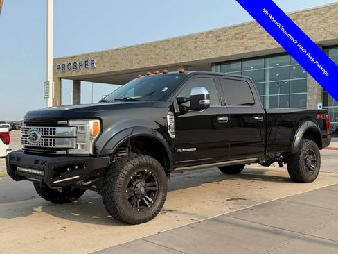 Used 2017 Ford F350 Platinum w/ Platinum Ultimate Package AWD/4WD image 9
