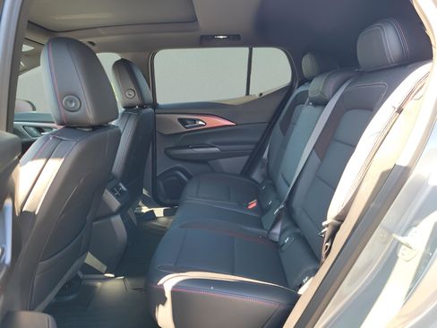 New 2025 Chevrolet Equinox EV RS image 16