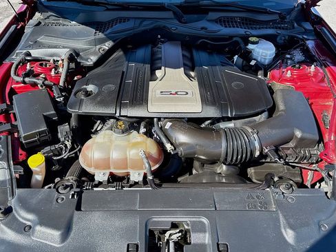 Used 2018 Ford Mustang GT image 30