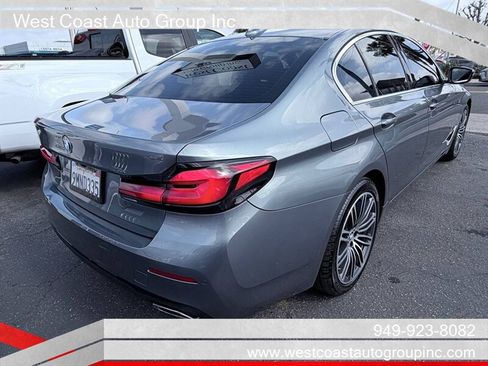 Used 2021 BMW 530i w/ Convenience Package RWD image 4