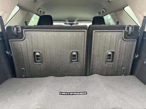 New 2026 Nissan Pathfinder SV image 11