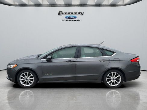 Used 2017 Ford Fusion S image 5