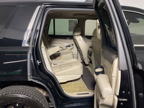 Used 2015 GMC Yukon Denali w/ Open Road Package AWD/4WD image 38