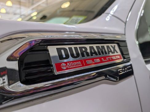 Used 2021 GMC Sierra 3500 SLE w/ SLE Value Package image 5