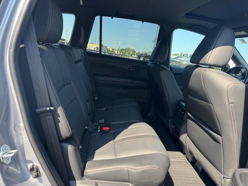 Certified 2024 Honda Passport TrailSport image 11