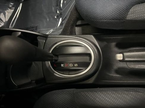 Used 2013 Honda Fit Sport image 13