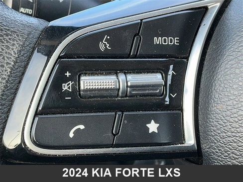 Used 2024 Kia Forte LXS image 20