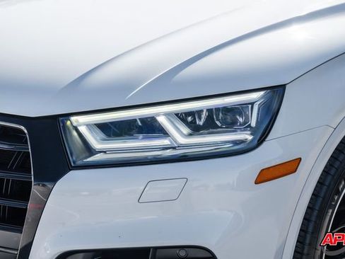 Used 2020 Audi SQ5 Premium Plus w/ Premium Plus Package image 35