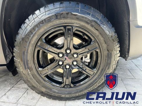 Used 2023 GMC Acadia AT4 w/ Preferred Package AWD/4WD image 15