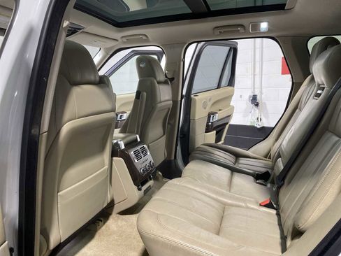 Used 2016 Land Rover Range Rover Supercharged AWD/4WD image 12