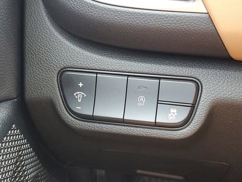 Certified 2024 Kia Seltos EX AWD/4WD image 18