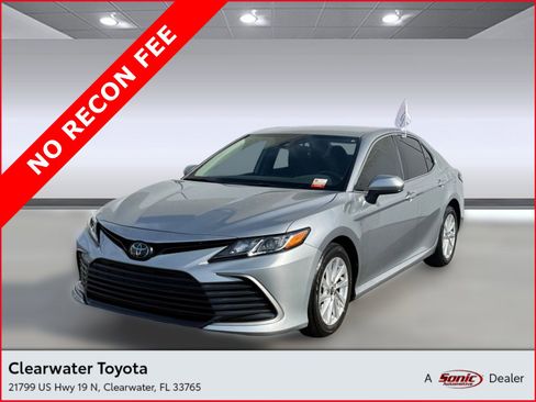 Certified 2024 Toyota Camry LE image 1