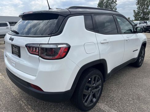 Used 2026 Jeep Compass Limited w/ Sun, Sound & Navigation Group AWD/4WD image 5