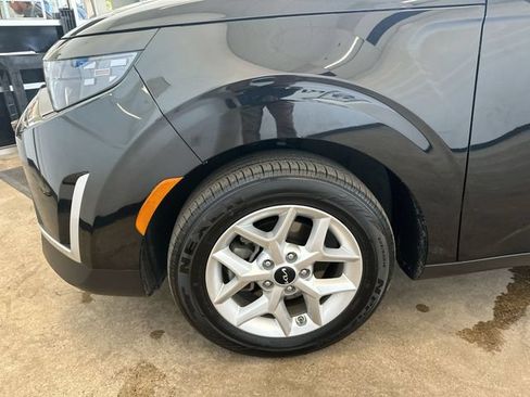 Certified 2024 Kia Soul LX w/ Option Group 015 FWD image 20