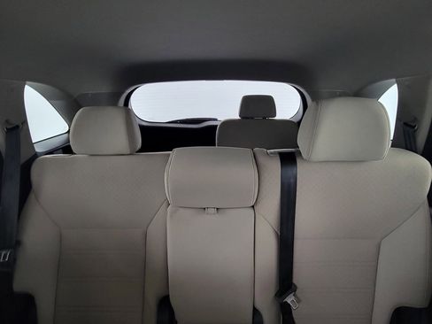 Used 2019 Kia Sorento LX image 14