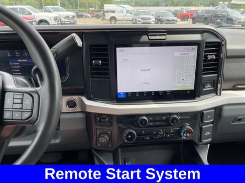 Used 2025 Ford F250 XLT w/ Black Appearance Package AWD/4WD image 17