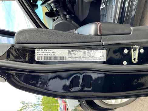 Used 2024 Dodge Durango GT AWD/4WD image 19