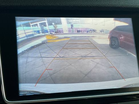 Used 2021 Buick Encore Preferred FWD image 30