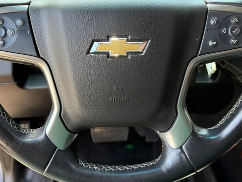 Used 2019 Chevrolet Tahoe LT AWD/4WD image 18