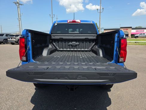 New 2026 Chevrolet Colorado ZR2 AWD/4WD image 13