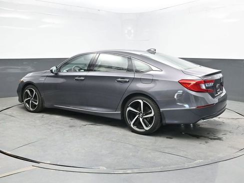 Used 2019 Honda Accord Touring image 4