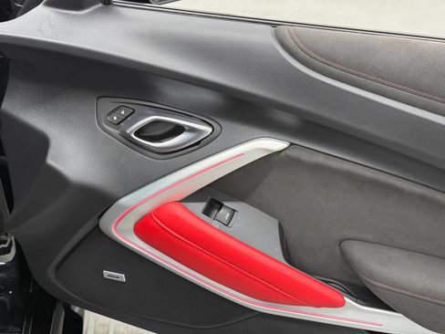 Used 2022 Chevrolet Camaro ZL1 RWD image 25