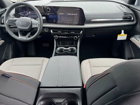 New 2026 Chevrolet Traverse LT w/ Midnight/Sport Edition image 7