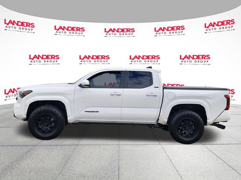 Used 2024 Toyota Tacoma SR5 image 6