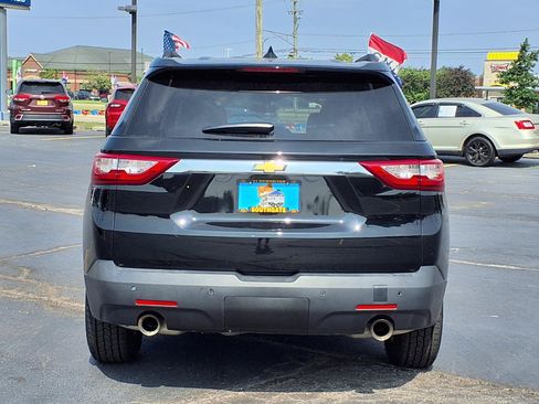 Used 2019 Chevrolet Traverse LT FWD image 24