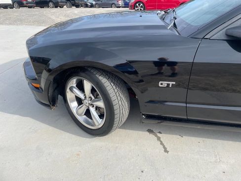 Used 2006 Ford Mustang GT Premium image 10