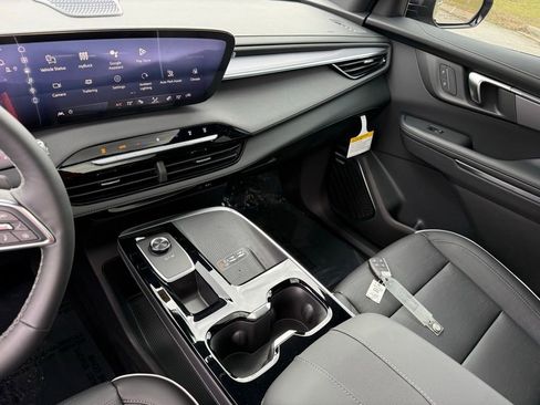 New 2026 Buick Enclave Sport Touring w/ Super Cruise Package image 31