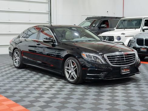Used 2017 Mercedes-Benz S 550 4MATIC Sedan image 12