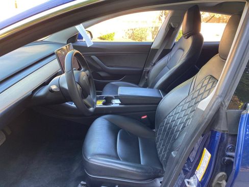 Used 2020 Tesla Model 3 Standard Range Plus RWD image 31
