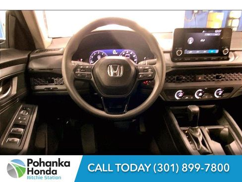 Used 2025 Honda Accord LX image 4