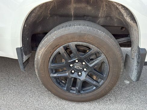Used 2023 Chevrolet Silverado 1500 RST w/ Protection Package AWD/4WD image 15