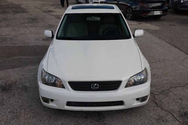 Used 2005 Lexus IS 300 RWD image 22