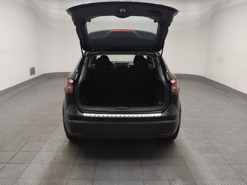 Used 2020 Nissan Rogue Sport S FWD image 29