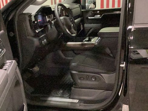 Used 2026 Chevrolet Silverado 2500 LT w/ Trail Boss Package image 10