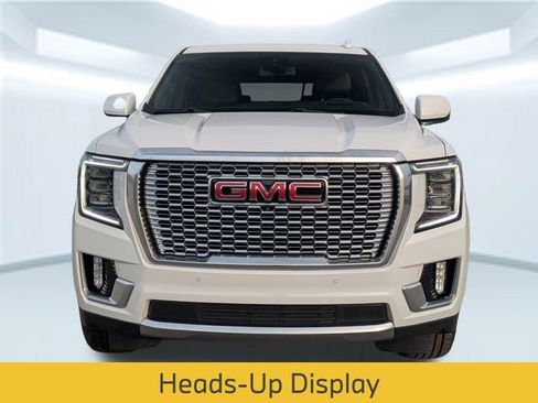 Used 2024 GMC Yukon XL Denali image 11