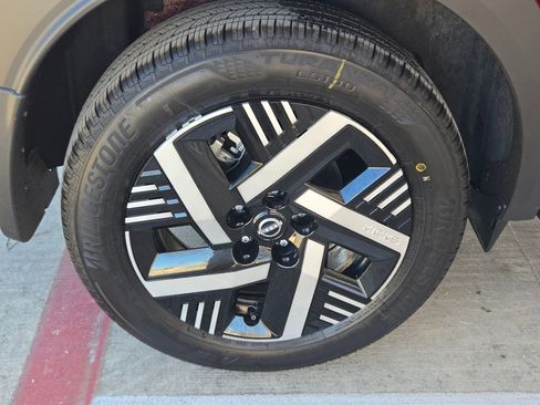 New 2026 Nissan Kicks SV image 21