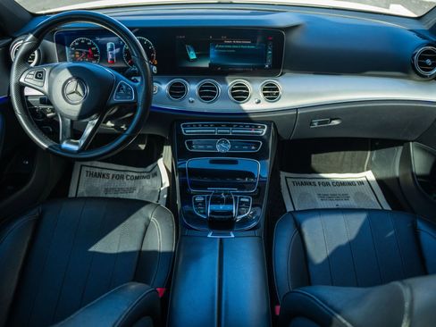 Used 2018 Mercedes-Benz E 300 4MATIC w/ Premium 2 Package image 10