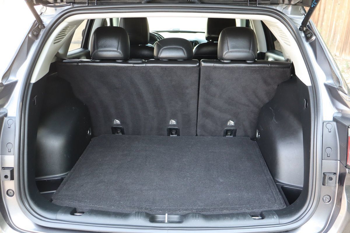 Used 2019 Jeep Compass Limited AWD/4WD image 14