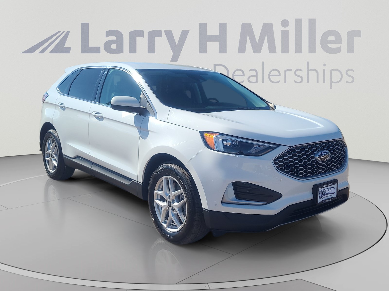 Used 2024 Ford Edge SEL AWD/4WD image 7