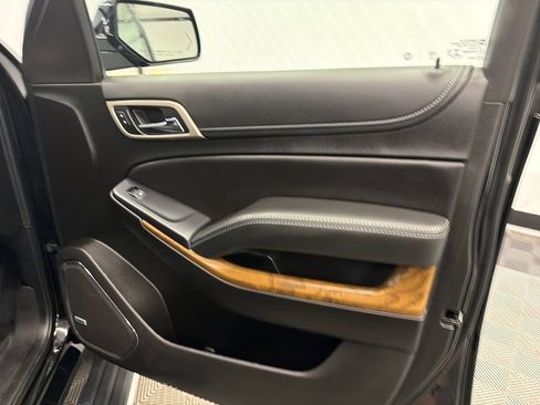 Used 2019 GMC Yukon Denali AWD/4WD image 15